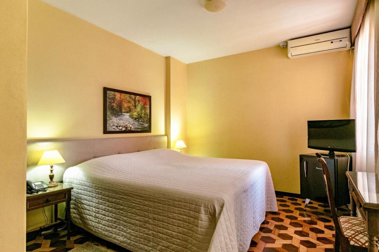 Hotel San Rafael Porto Uniao Bagian luar foto